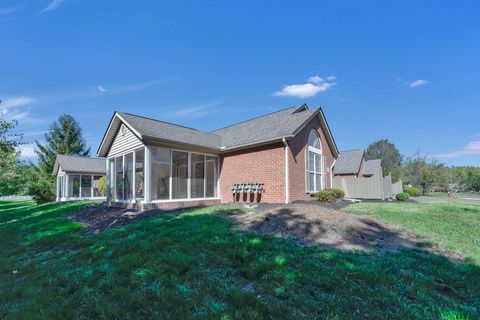 Tiny photo for 6813 Ridge Rock Drive 14 #14, New Albany, OH 43054 (MLS # 225037943)