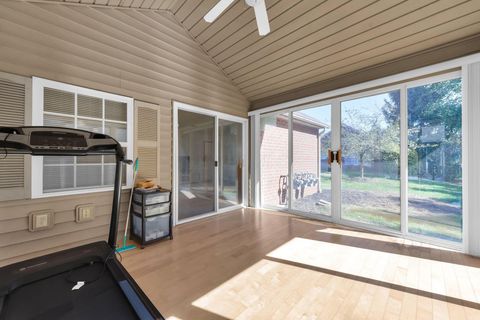 Tiny photo for 6813 Ridge Rock Drive 14 #14, New Albany, OH 43054 (MLS # 225037943)