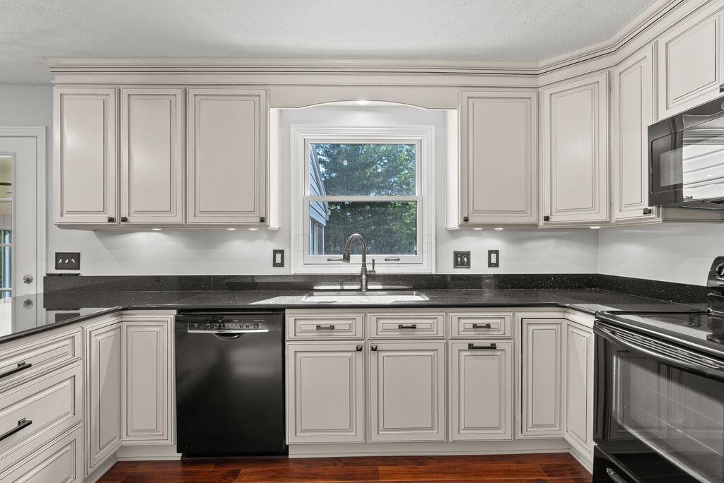 7034 Cavalry Court, Dublin, Ohio image 13