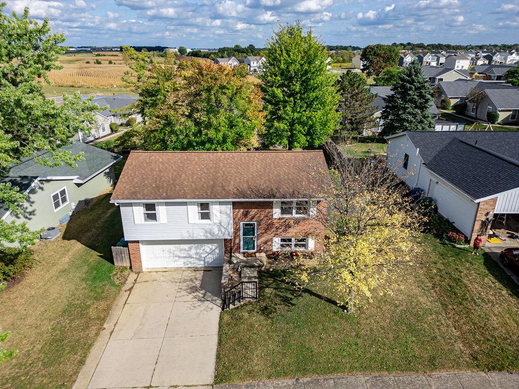 Marysville, Ohio 43040, United States, 3 Bedrooms Bedrooms, ,2 BathroomsBathrooms,Residential,Contingent,215937