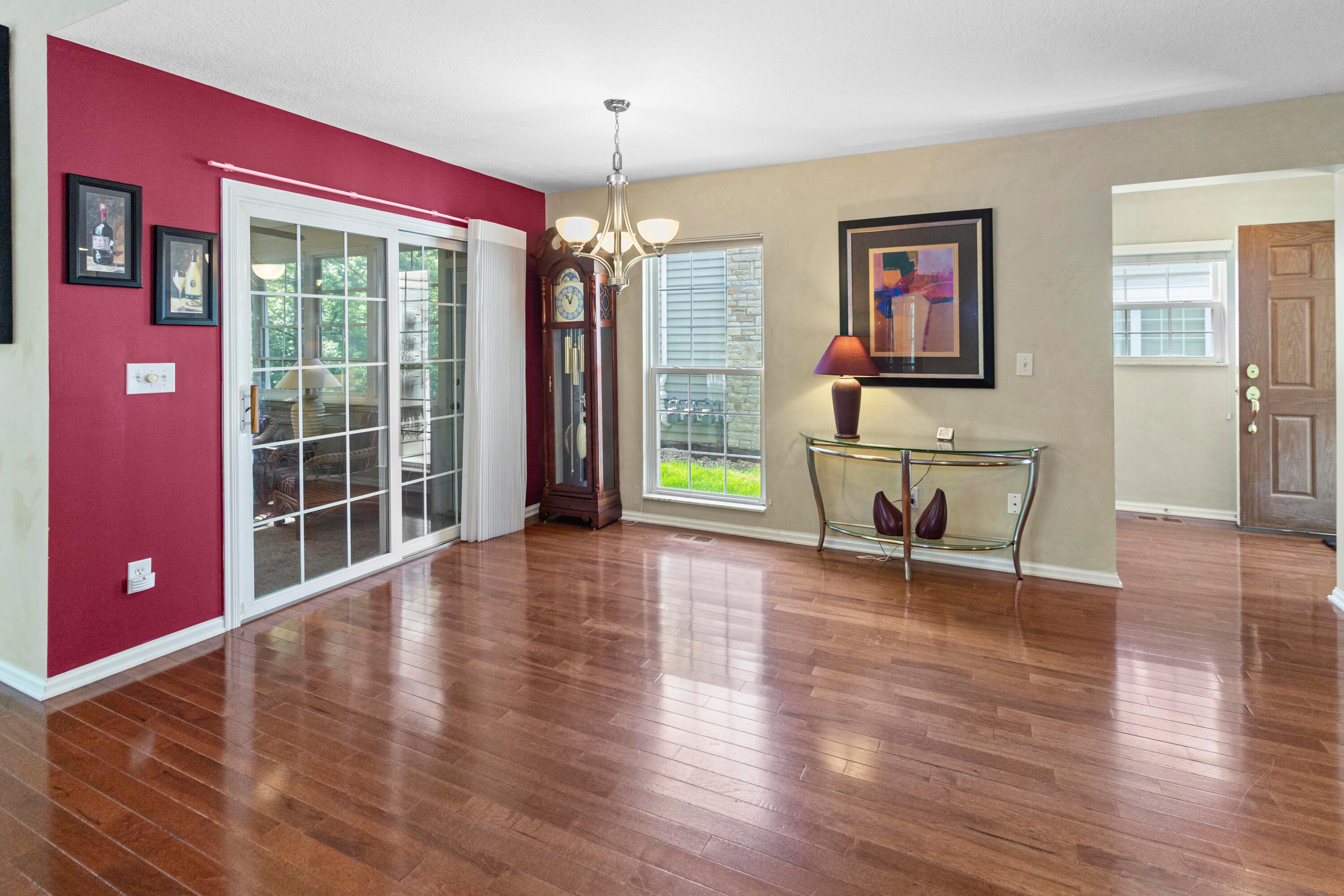 320 Buck Run Trail, Westerville, Ohio image 7