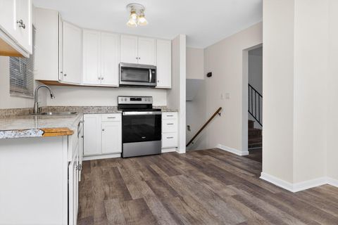 Tiny photo for 2669 Alder Vista Drive, Columbus, OH 43231 (MLS # 226001693)