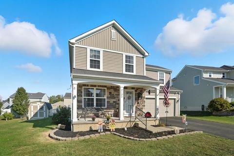 Photo of 2195 Olde Ridge Court, Lancaster, OH 43130 (MLS # 225037850)