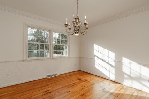 Tiny photo for 5975 Rocky Rill Road, Columbus, OH 43235 (MLS # 226000816)