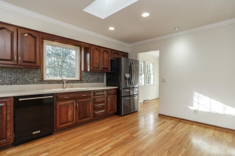 Tiny photo for 5975 Rocky Rill Road, Columbus, OH 43235 (MLS # 226000816)