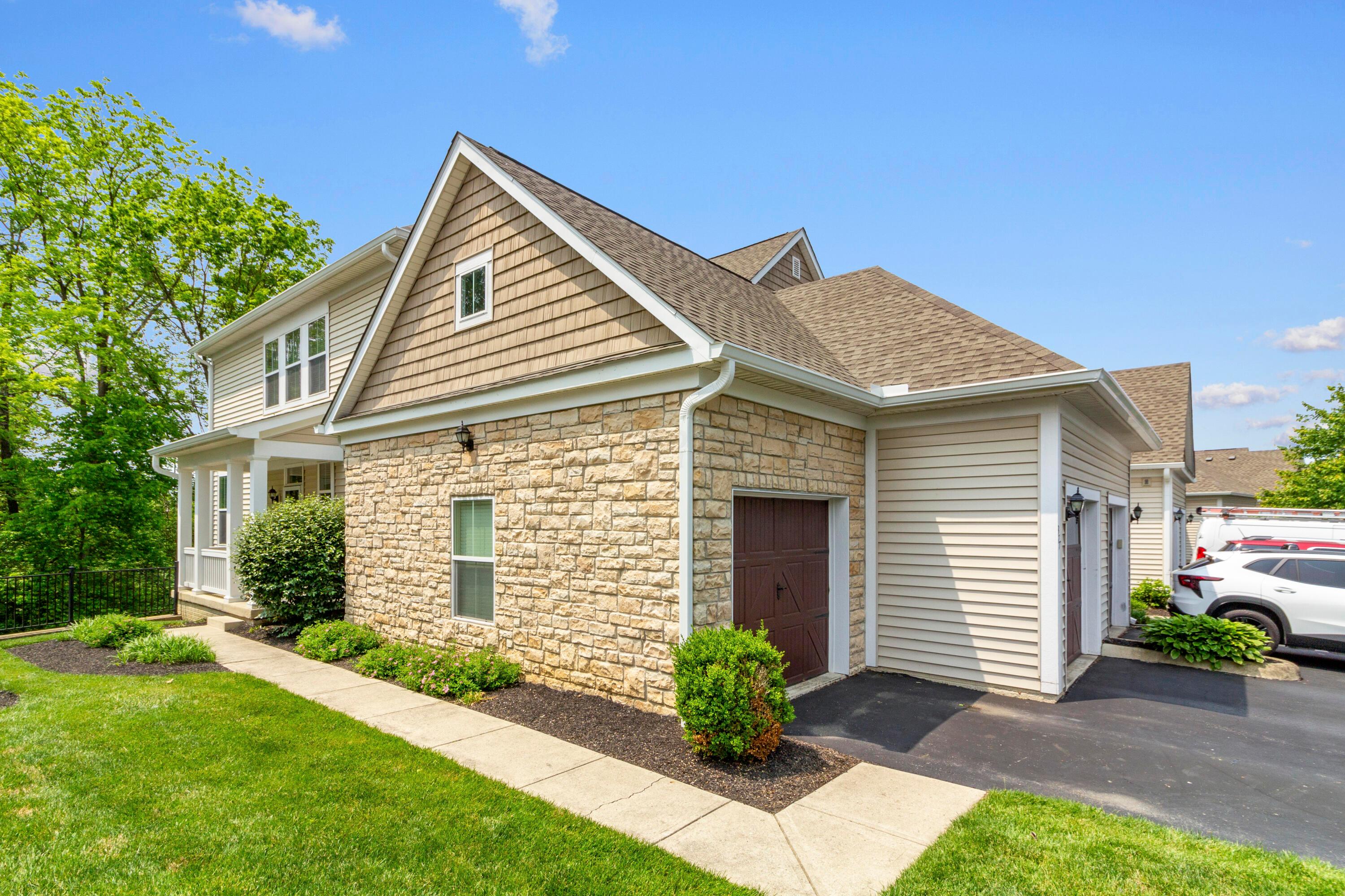 377 Westgreen Lane, Westerville, Ohio image 1