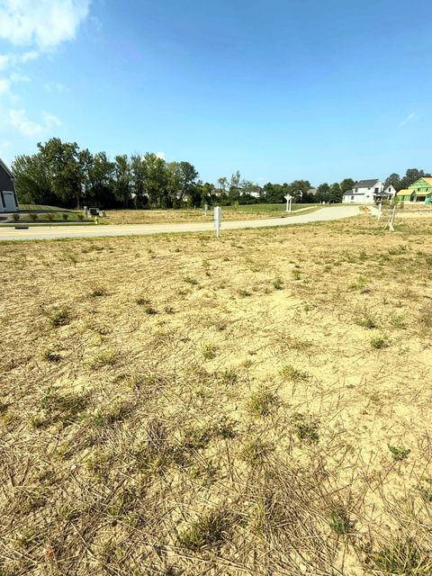 Photo of 3186 Briarwood Lane, Lewis Center, OH 43035 (MLS # 225030345) Photo of 3186 Briarwood Lane, Lewis Center, OH 43035 (MLS # 225030345)