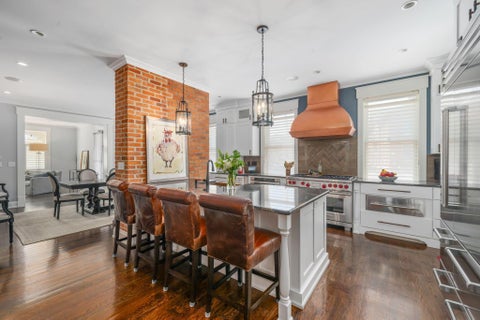 Photo of 128 E Sycamore Street, Columbus, OH 43206 (MLS # 226028955)