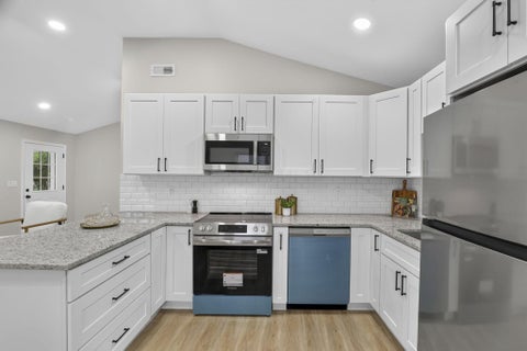 Tiny photo for 1240 Manor Drive, Columbus, OH 43232 (MLS # 226030002)