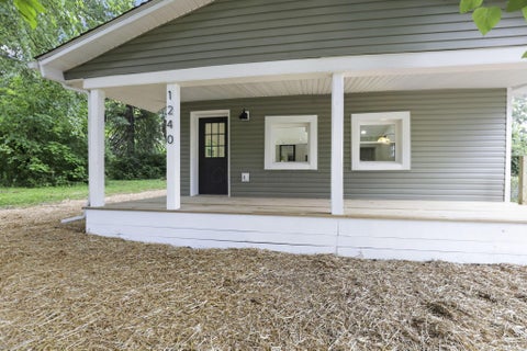 Tiny photo for 1240 Manor Drive, Columbus, OH 43232 (MLS # 226030002)