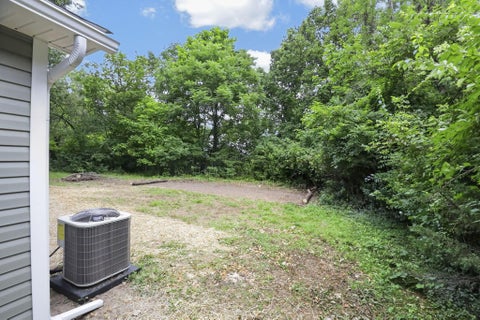 Tiny photo for 1240 Manor Drive, Columbus, OH 43232 (MLS # 226030002)