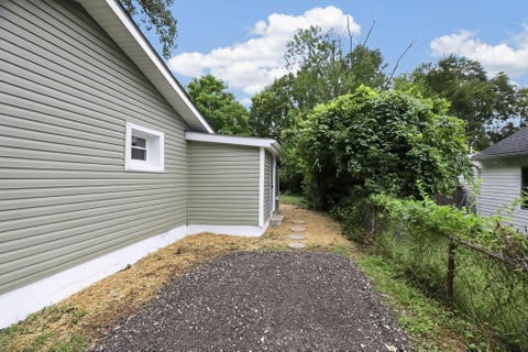 Tiny photo for 1240 Manor Drive, Columbus, OH 43232 (MLS # 226030002)