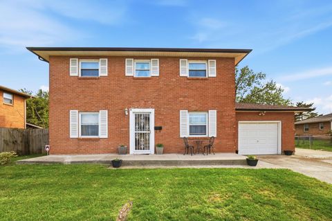 Photo of 2757 Woodcroft Road, Columbus, OH 43204 (MLS # 226012663)