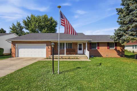Homes For Sale - 401 Kimberly Drive<br/> Fayette County, Washington Court House, OH 43160