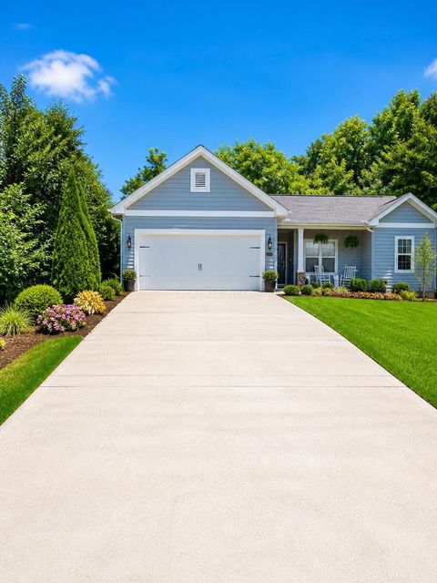 Photo of 124 Heatherwood Drive, Howard, OH 43028 (MLS # 226007231)