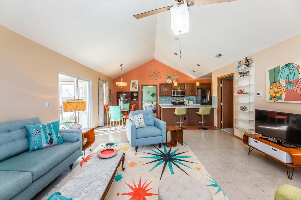 4081 Chennin Drive 2