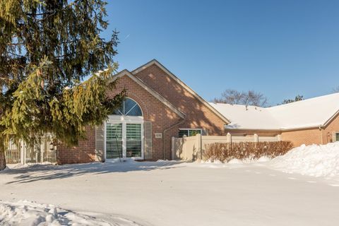 Photo of 4081 Chennin Drive 2 #2, Columbus, OH 43230 (MLS # 226003084)