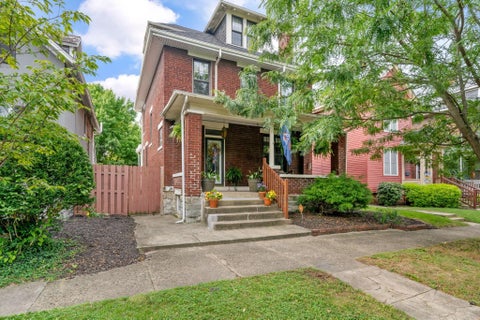 Photo of 449 E Stewart Avenue, Columbus, OH 43206 (MLS # 226035532)