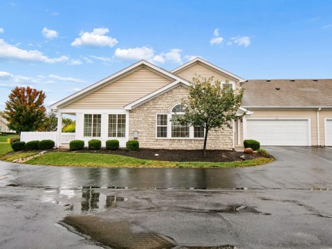 Tiny photo for 1717 Chestnut Farms Loop, Grove City, OH 43123 (MLS # 226039582)