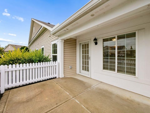 Tiny photo for 1717 Chestnut Farms Loop, Grove City, OH 43123 (MLS # 226039582)