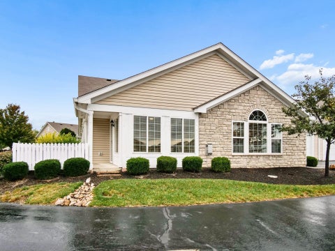 Tiny photo for 1717 Chestnut Farms Loop, Grove City, OH 43123 (MLS # 226039582)