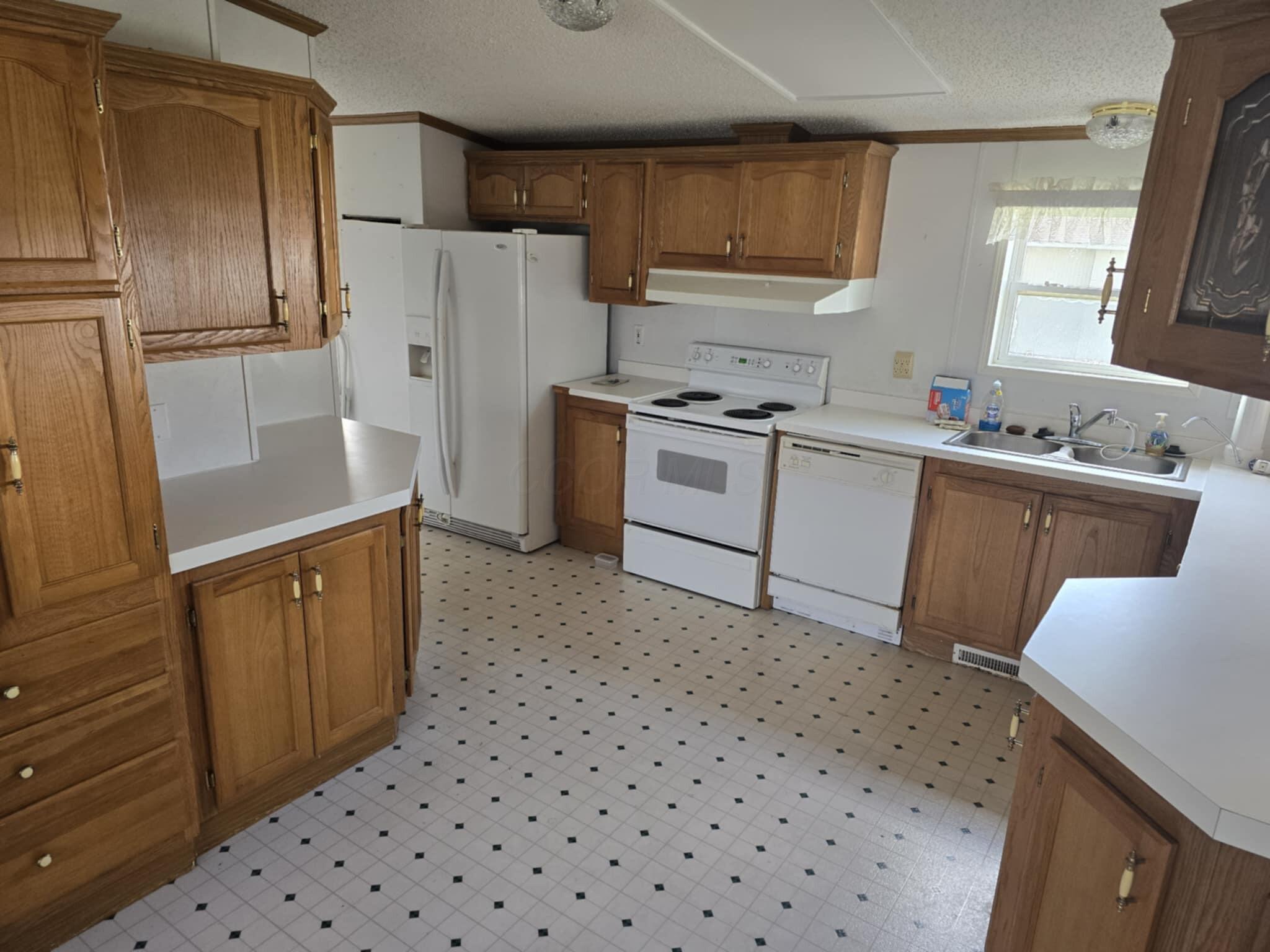 930 Leonard Avenue, Zanesville, Ohio image 6