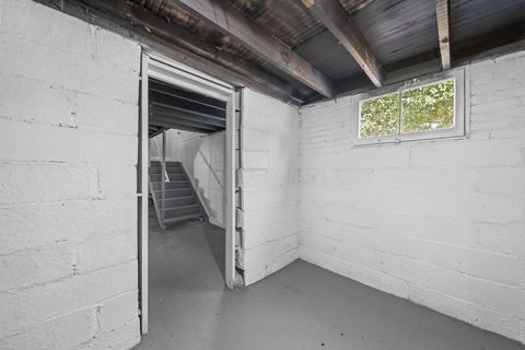 Tiny photo for 374 Acton Road, Columbus, OH 43214 (MLS # 226004400)