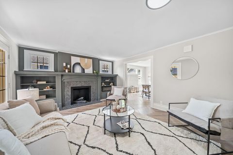 Photo of 374 Acton Road, Columbus, OH 43214 (MLS # 226004400)