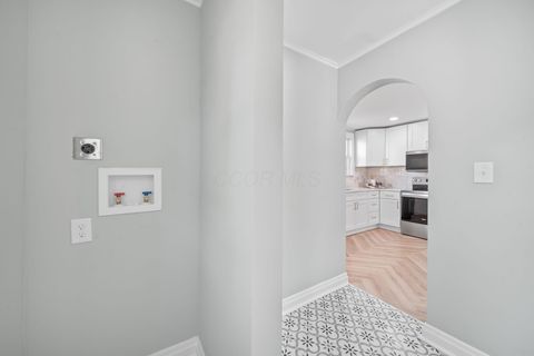 Tiny photo for 374 Acton Road, Columbus, OH 43214 (MLS # 226004400)