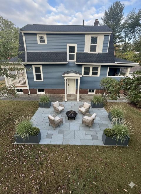 Tiny photo for 374 Acton Road, Columbus, OH 43214 (MLS # 226004400)