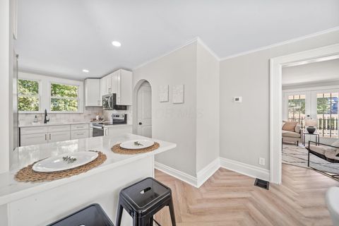 Tiny photo for 374 Acton Road, Columbus, OH 43214 (MLS # 226004400)