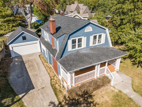 Tiny photo for 374 Acton Road, Columbus, OH 43214 (MLS # 226004400)