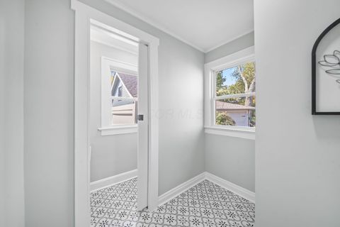 Tiny photo for 374 Acton Road, Columbus, OH 43214 (MLS # 226004400)