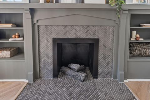 Tiny photo for 374 Acton Road, Columbus, OH 43214 (MLS # 226004400)