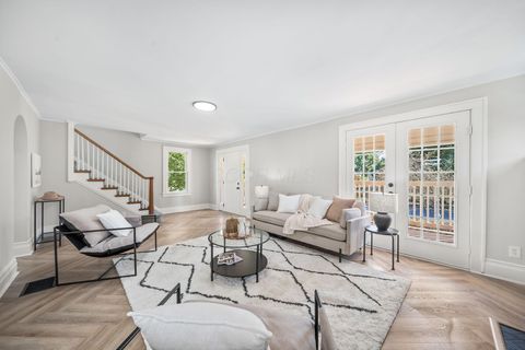 Tiny photo for 374 Acton Road, Columbus, OH 43214 (MLS # 226004400)