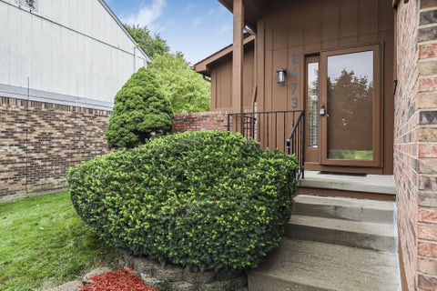 Tiny photo for 2473 Sutter Parkway, Dublin, OH 43016 (MLS # 226036258)