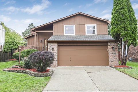 Photo of 2473 Sutter Parkway, Dublin, OH 43016 (MLS # 226036258)