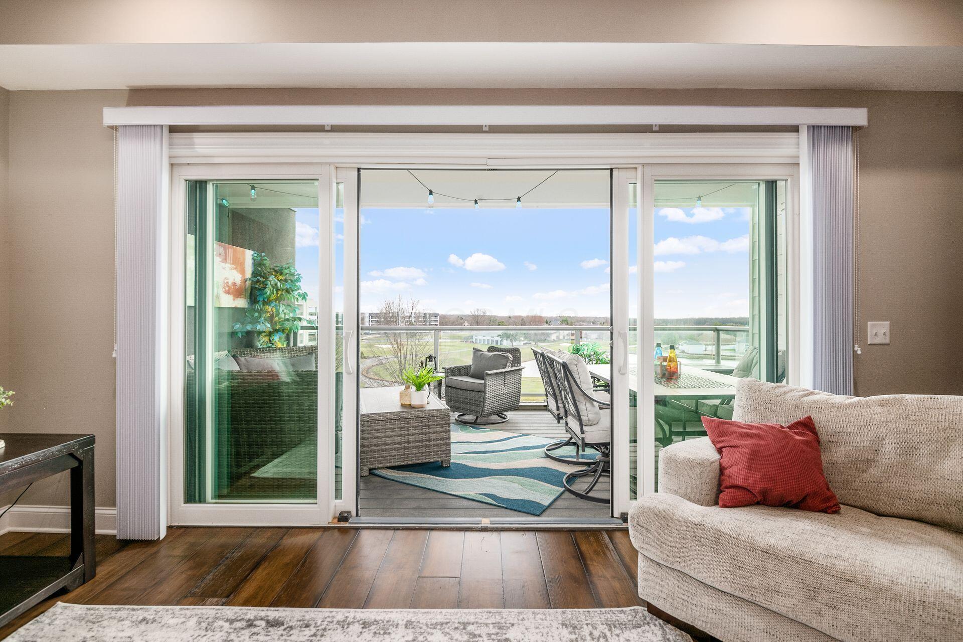 5339 Highpointe Lakes Drive #402, Westerville, Ohio image 16
