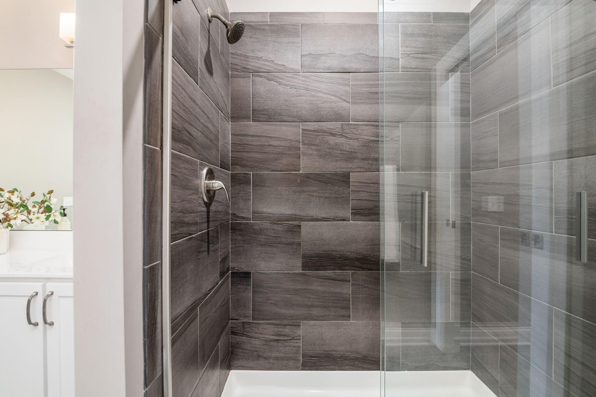 5339 Highpointe Lakes Drive #402, Westerville, Ohio image 28