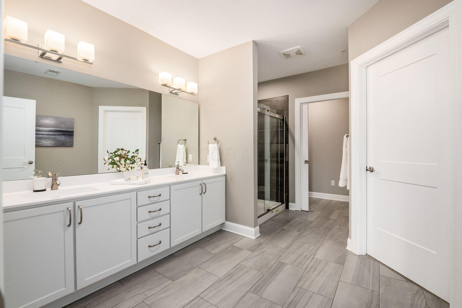 5339 Highpointe Lakes Drive #402, Westerville, Ohio image 26