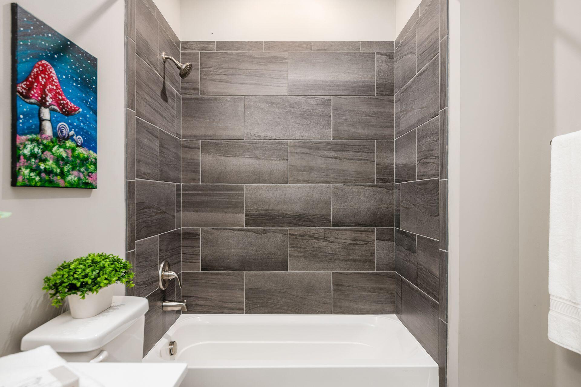 5339 Highpointe Lakes Drive #402, Westerville, Ohio image 32