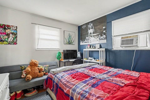 Tiny photo for 1844 Kelton Avenue, Columbus, OH 43207 (MLS # 226033866)