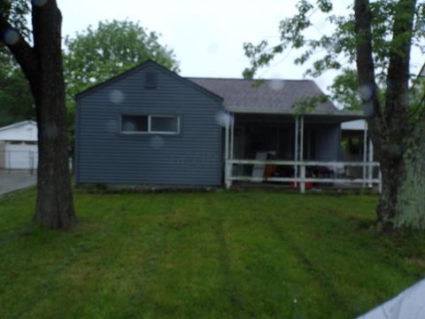 Photo of 2347 Park Court, Columbus, OH 43224 (MLS # 226018582)