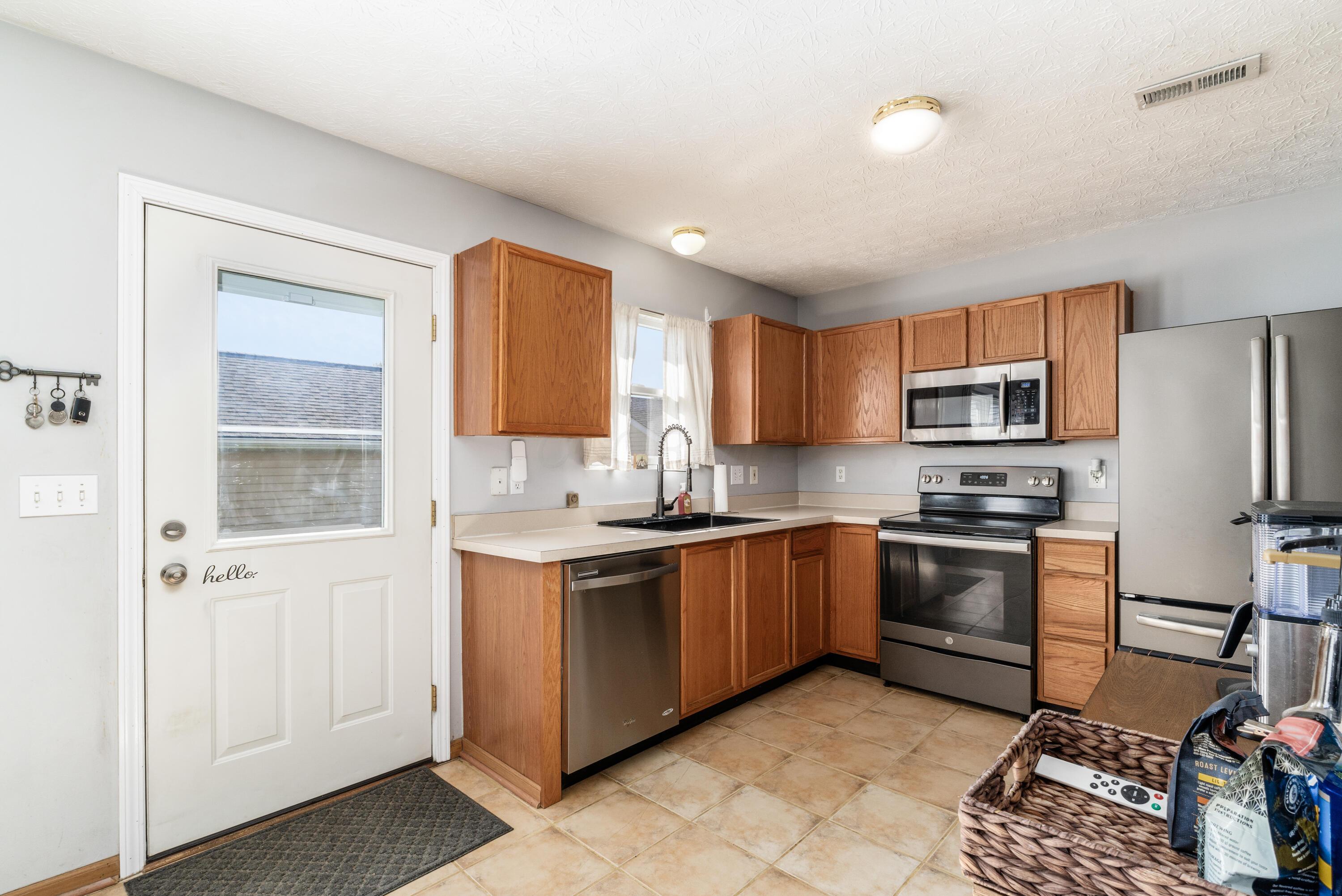 9172 Drum Place, Orient, Ohio image 10