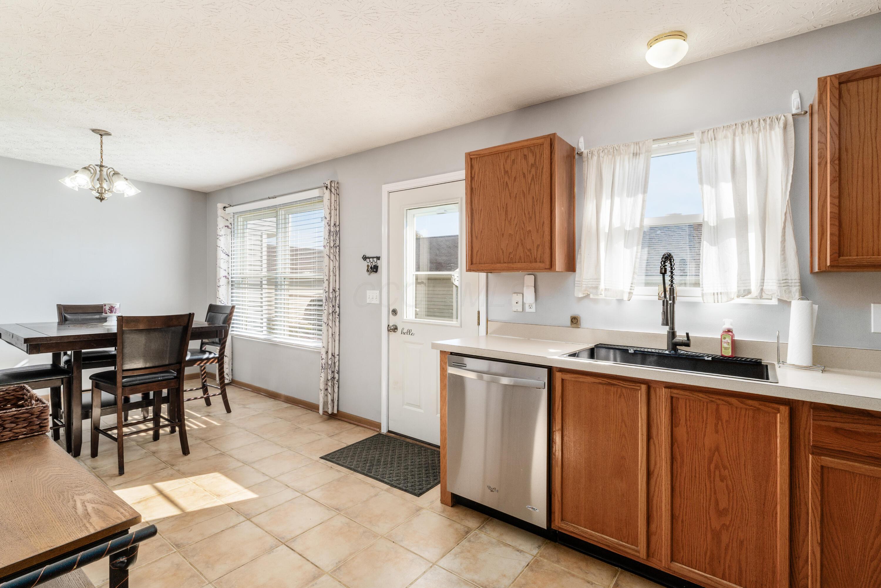 9172 Drum Place, Orient, Ohio image 15
