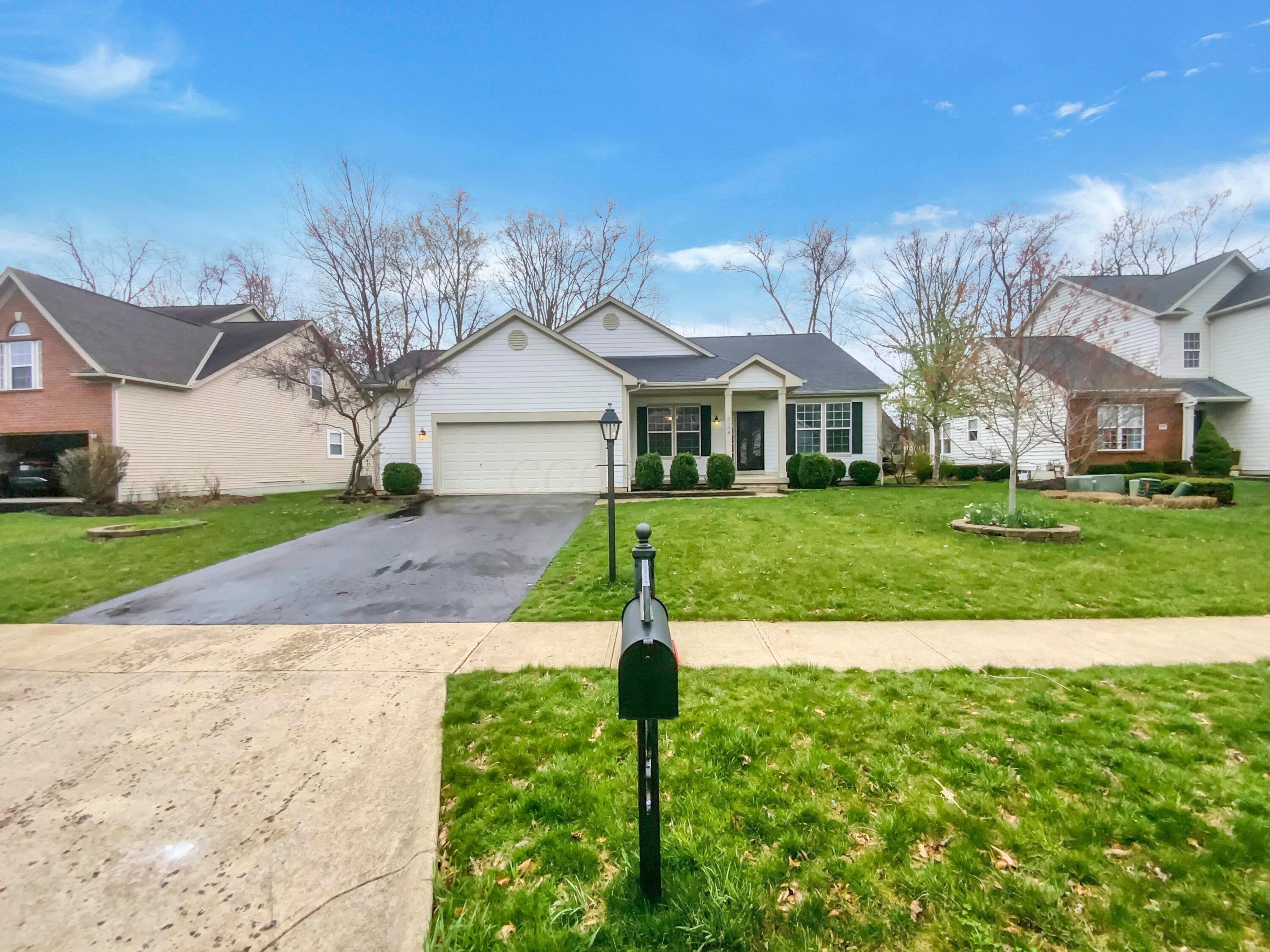 2608 Pleasant Colony Drive, Lewis Center, Ohio image 2