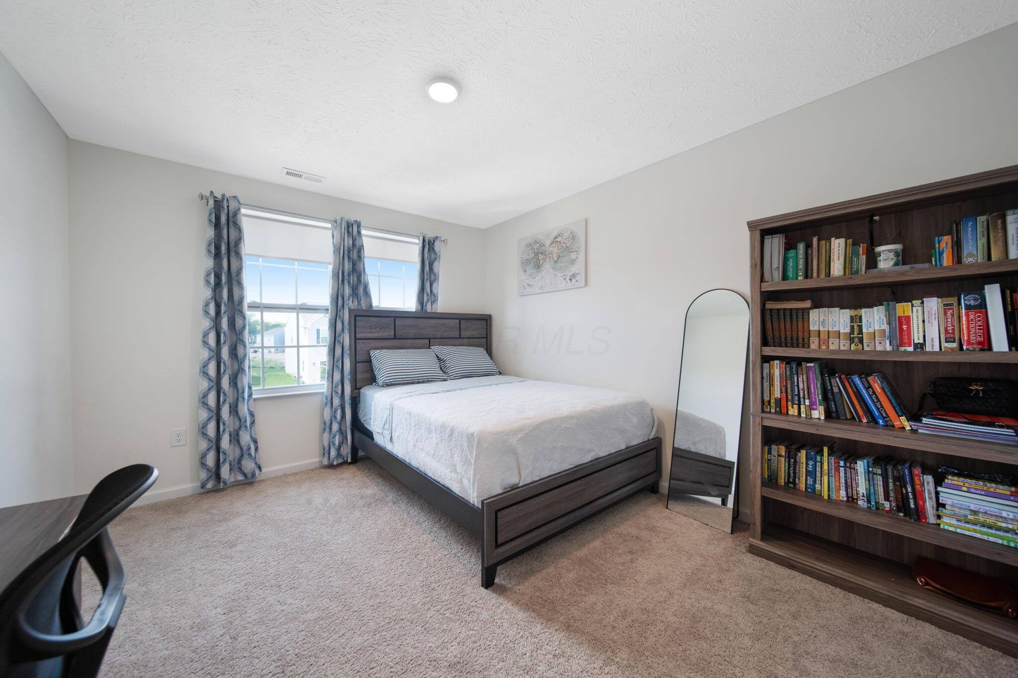 1549 Lewes Castle Drive, Grove City, Ohio image 46
