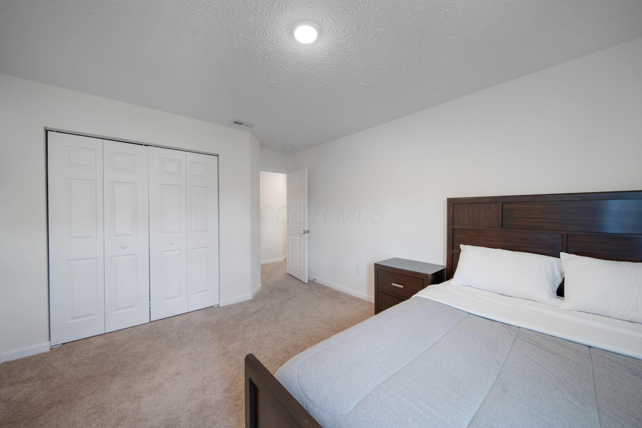 1549 Lewes Castle Drive, Grove City, Ohio image 42