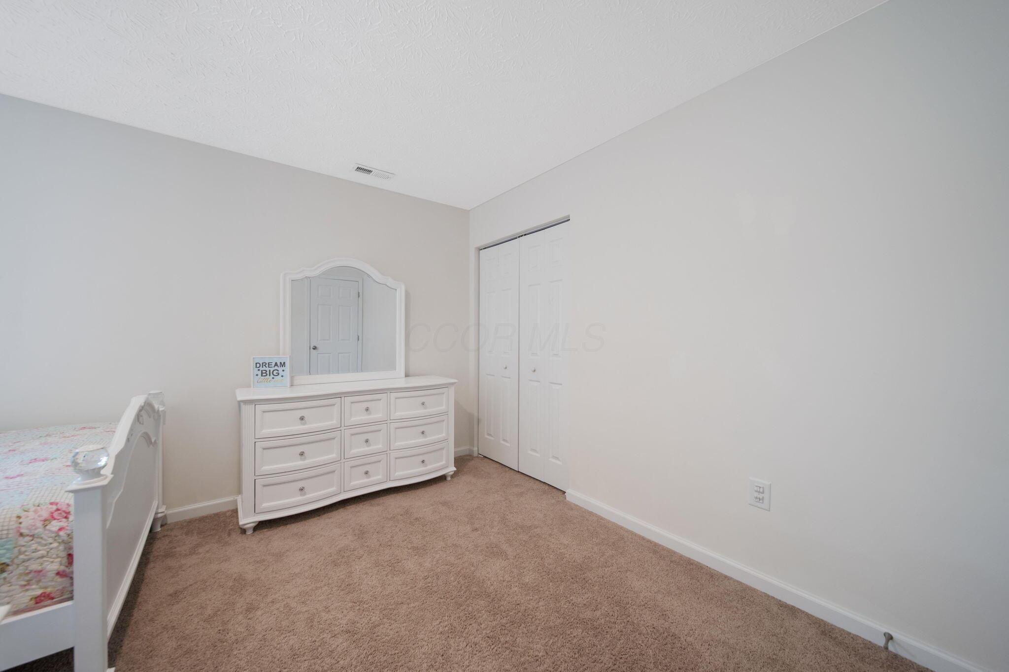 1549 Lewes Castle Drive, Grove City, Ohio image 45