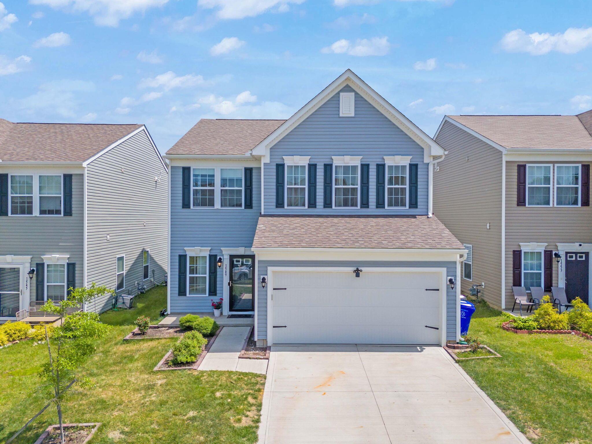 1549 Lewes Castle Drive, Grove City, Ohio image 1